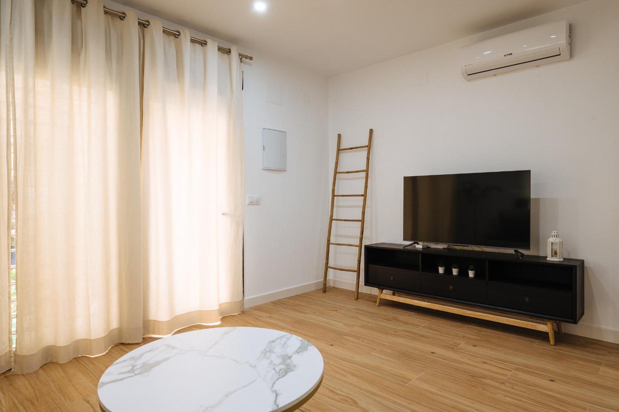 Wish Suite Miraflores De Sevilla Dış mekan fotoğraf