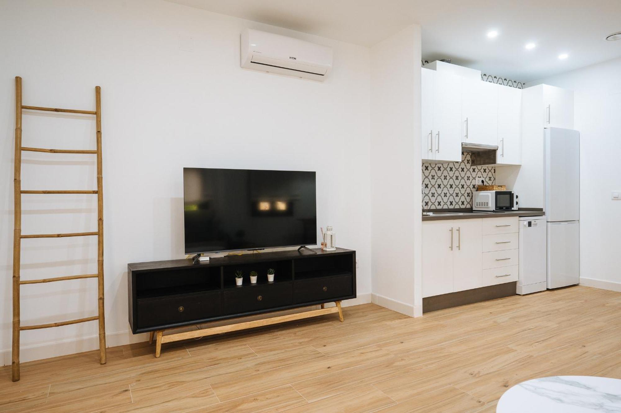 Wish Suite Miraflores De Sevilla Dış mekan fotoğraf